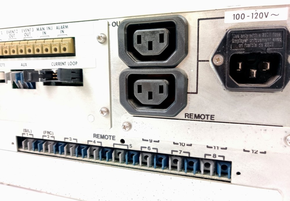 Shimadzu SCL-10A System Controller HPLC Chromatography System, Working