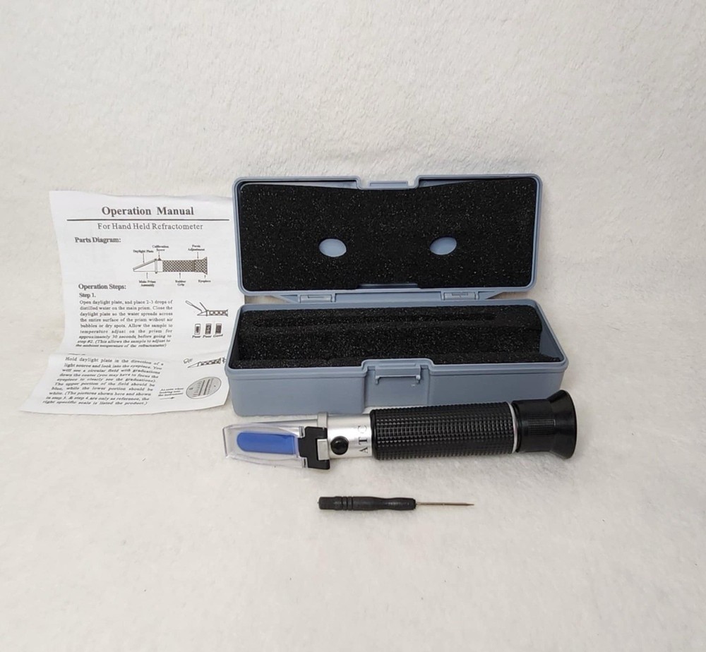 ATC Portable Refractometer With Case (READ DESCRIPTION)