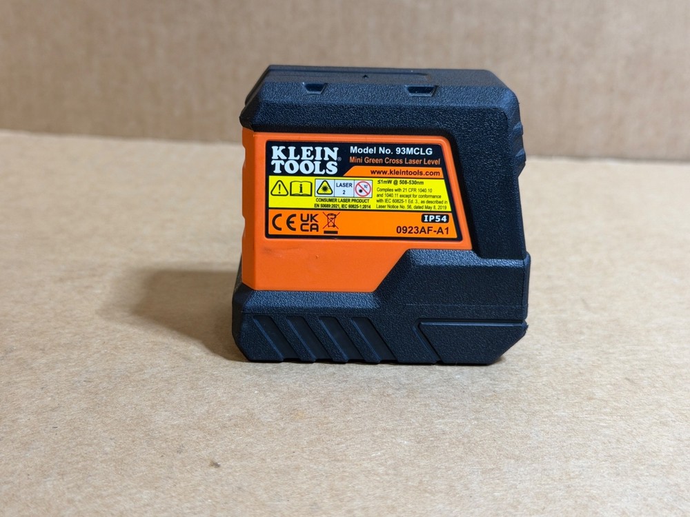 KLEIN TOOLS [93MCLG] MINI GREEN CROSS LINE LASER LEVEL - [NO BRACKET]