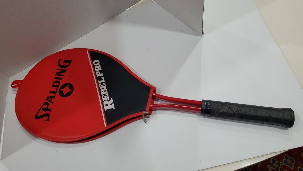 Spalding Rebel Pro, Mid Size, Racket Red