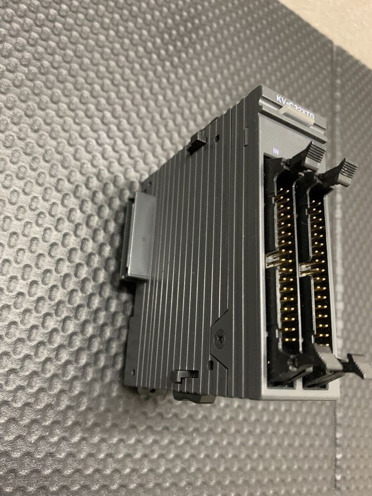 KEYENCE KV-C32XTD Transistor I/O Mixed Unit PLC Module USED