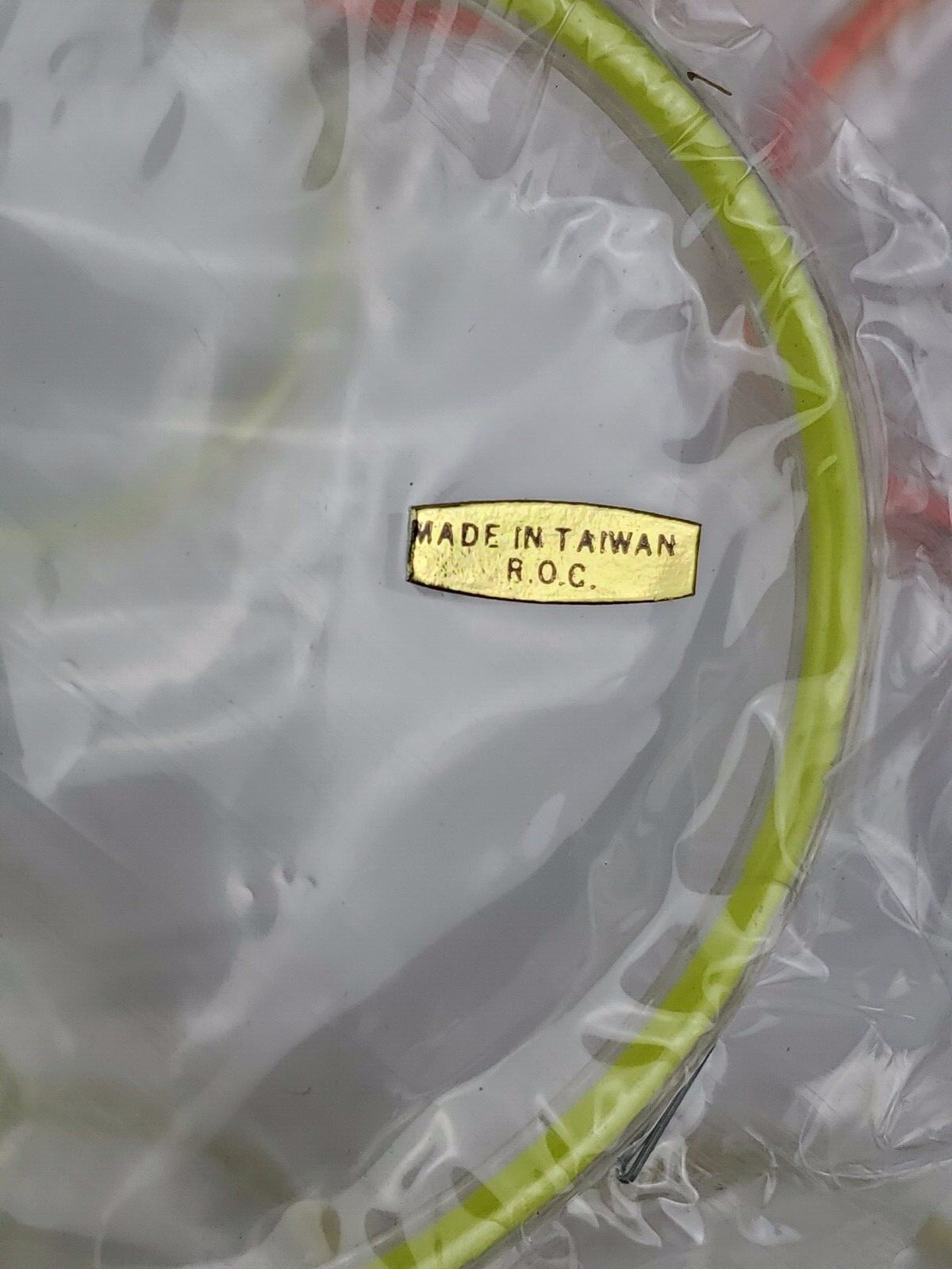 Set 12 vintage glow in the dark rubber bracelets individually packaged Rave