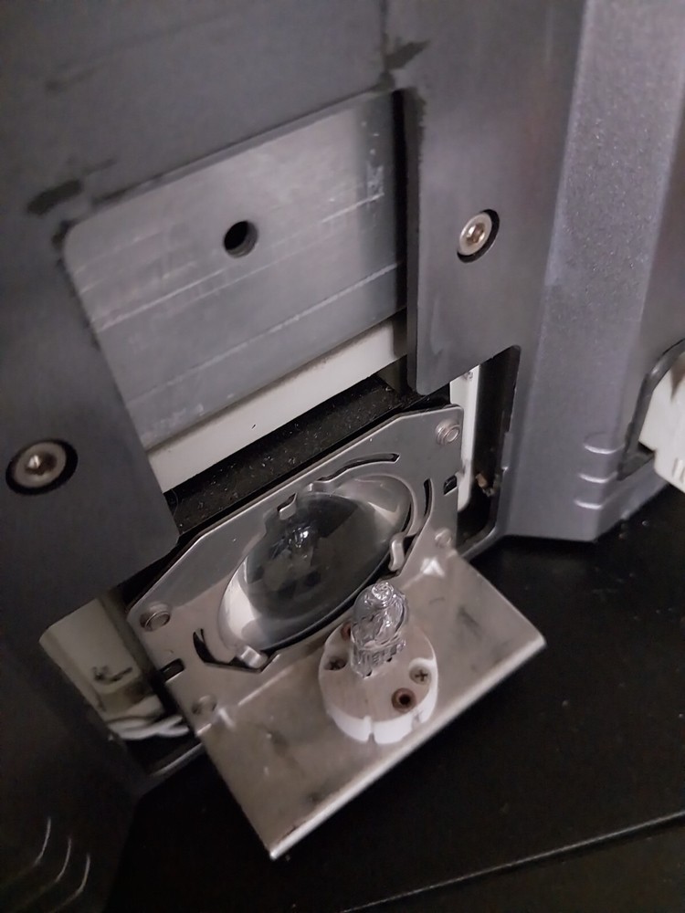 Nikon 50i Infinity stand only. Tested.