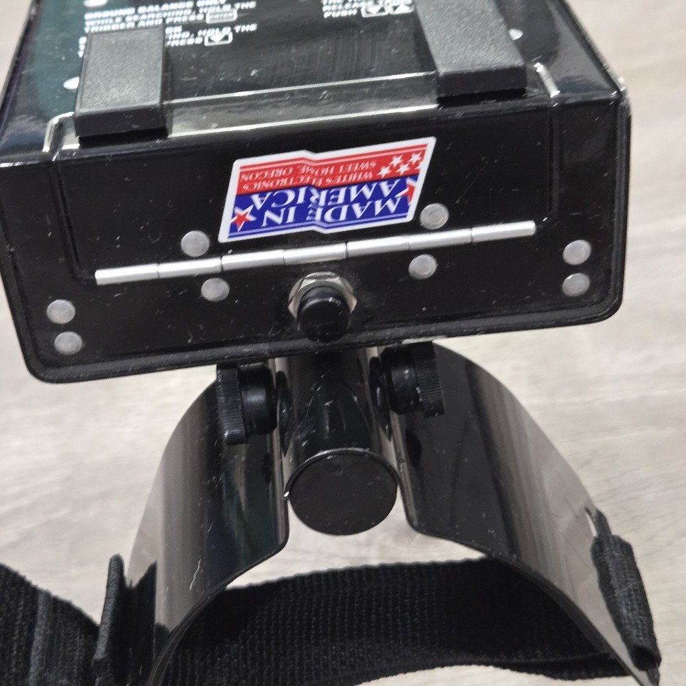 White's Electronics Spectrum XLT Metal Detector