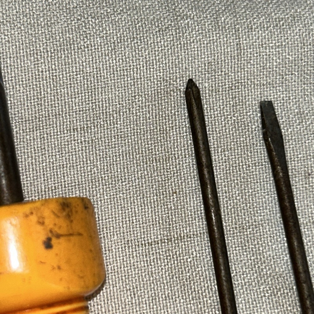 VINTAGE CREDO 6 Piece Screwdriver Set.