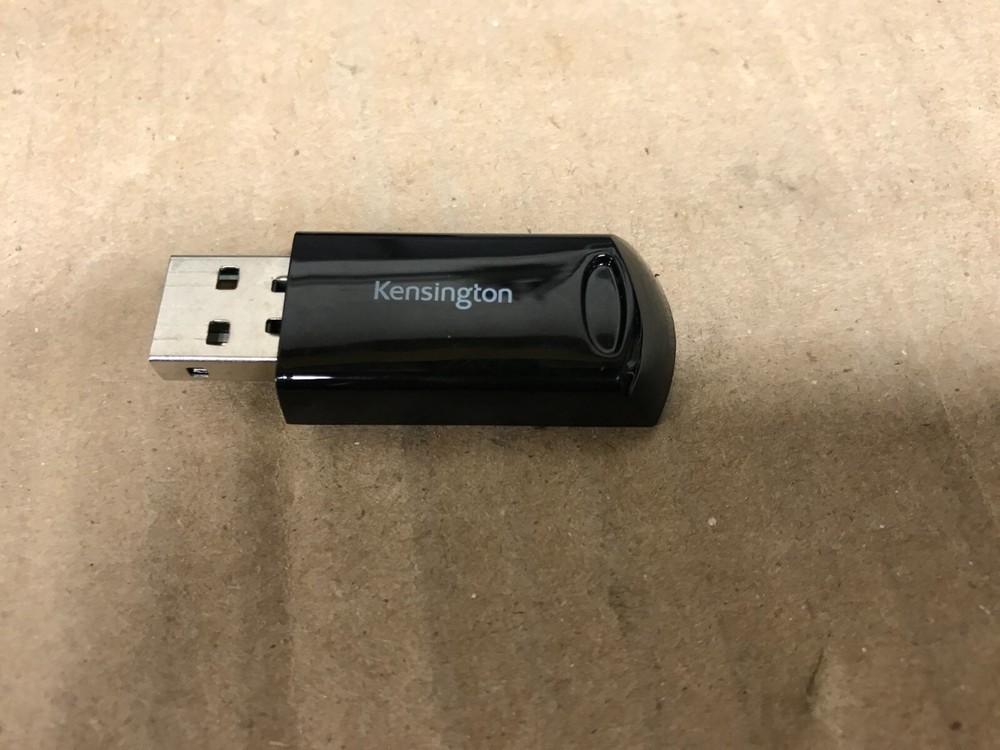 Kensington Wireless Laser Pointer M01174-D w/ USB Dongle & Case 72353