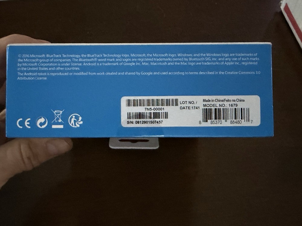 NEW Sealed Microsoft Designer Bluetooth Mouse Model 1679- Black