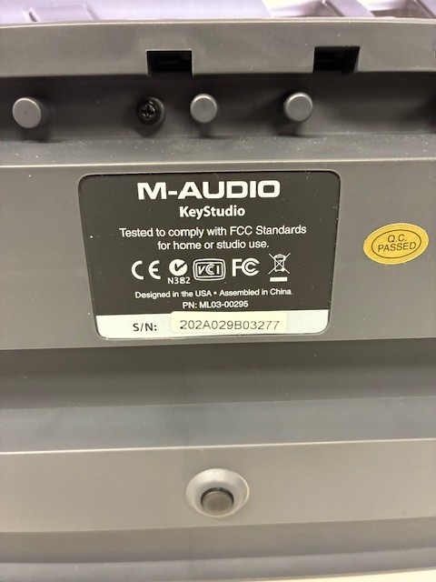 Avid M-Audio Key Studio 49 Key Midi Keyboard Controller- Never Used