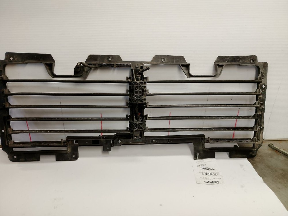Active Air Shutter from 2016 Cadillac Escalade 6.2L 12517730