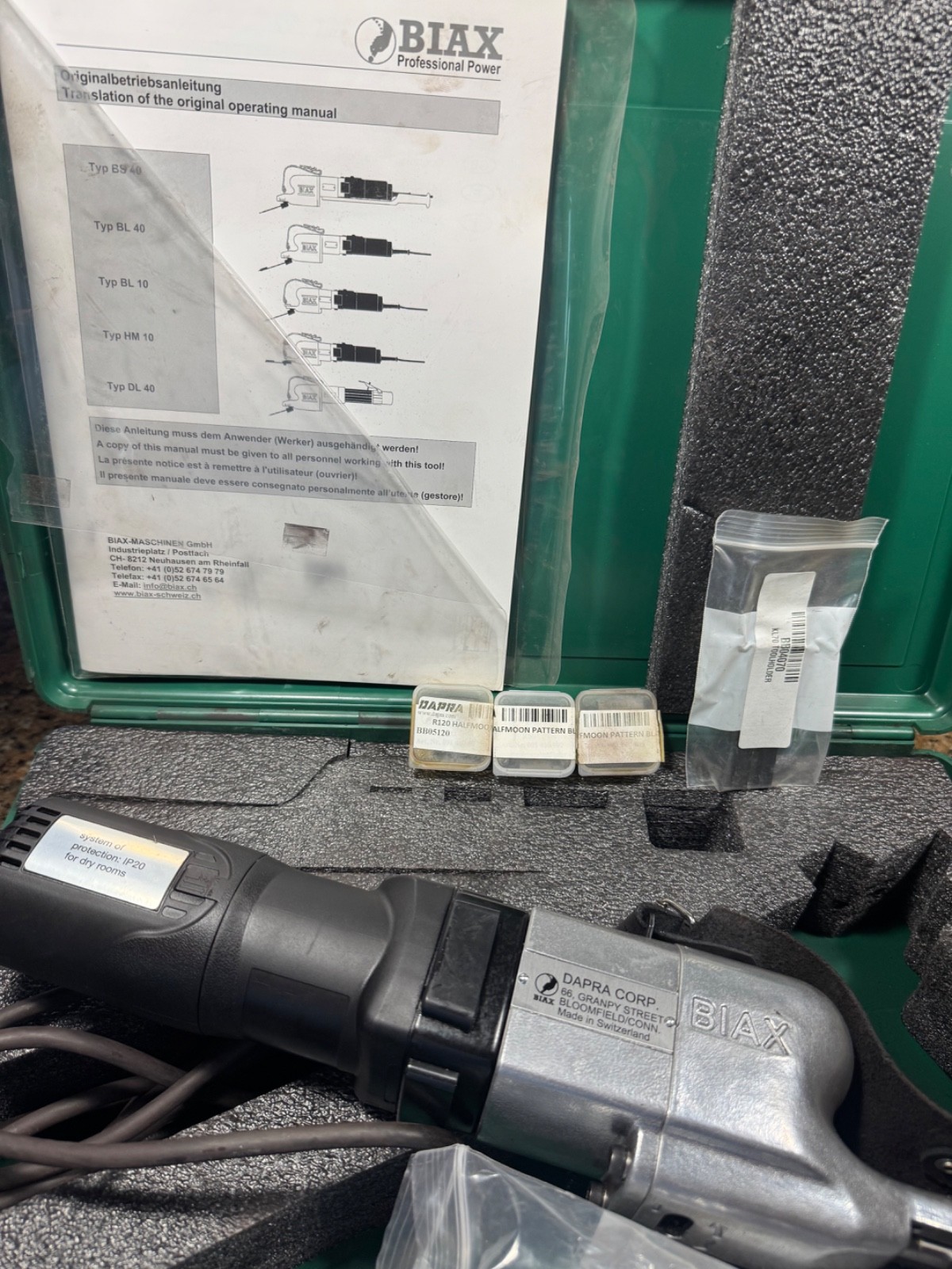 NEW BIAX HM10 with 3 extra half moon blades