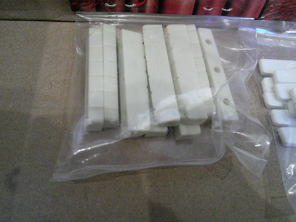 COMP SADDLES & STRING NUT ASSORTMENT- 30 PC TOTAL