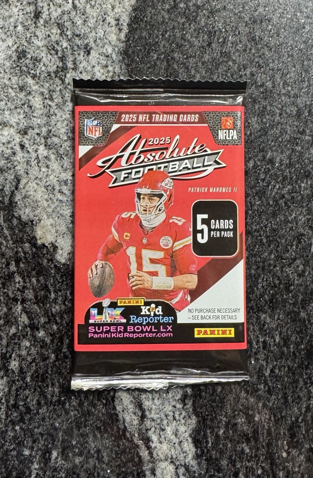 🔥Lot Of 4: 2025 Panini Absolute NFL Football 5 Card Packs Patrick Mahomes!🏈