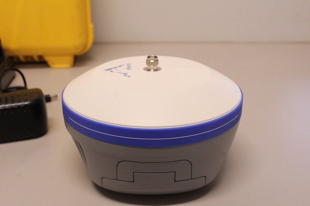 CHC iBase Base Station GNSS Receiver