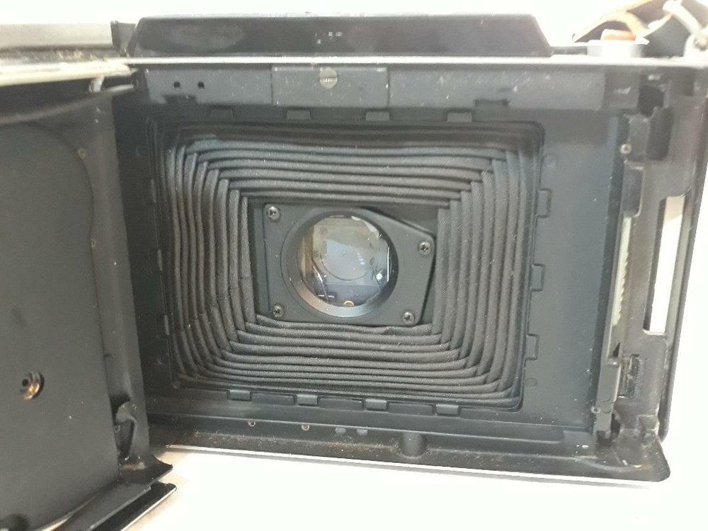 Vintage Polaroid 360 Electronic Flash Instant Camera