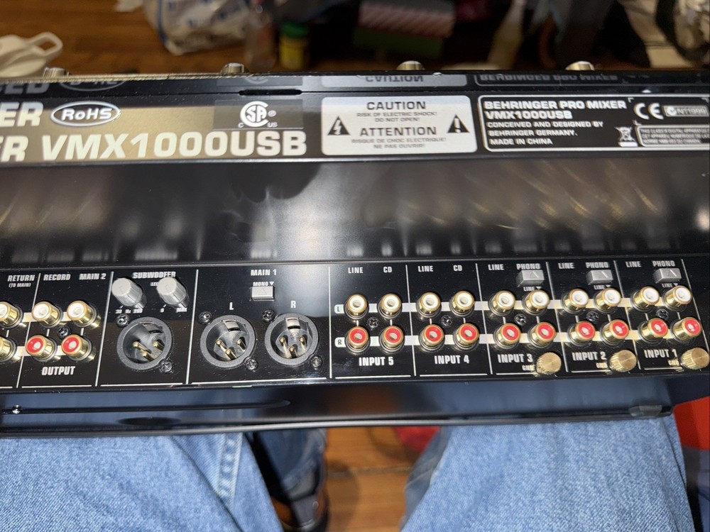 Behringer VMX 1000USB DJ Mixer