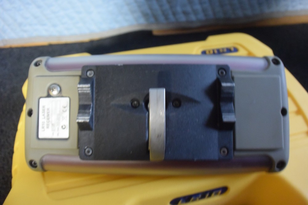 Spectra Precision Model LR10 Laser Receiver with Cable and Case