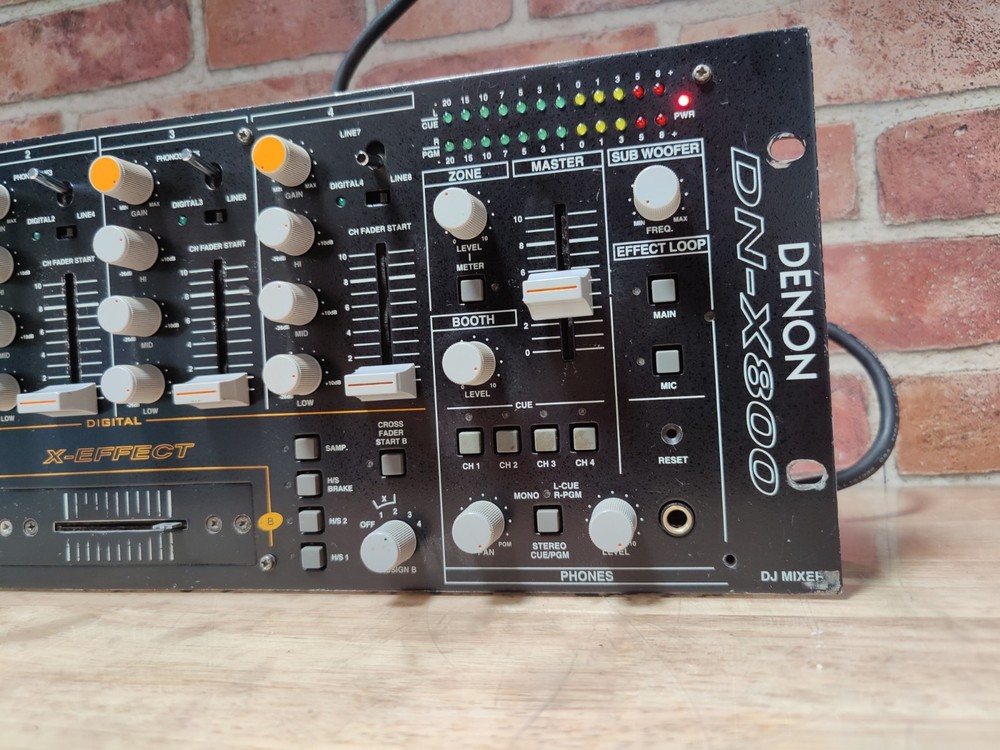Denon DN-X800 Mixer READ