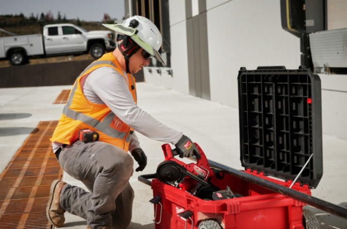 BOLT™ 24dB Earmuffs