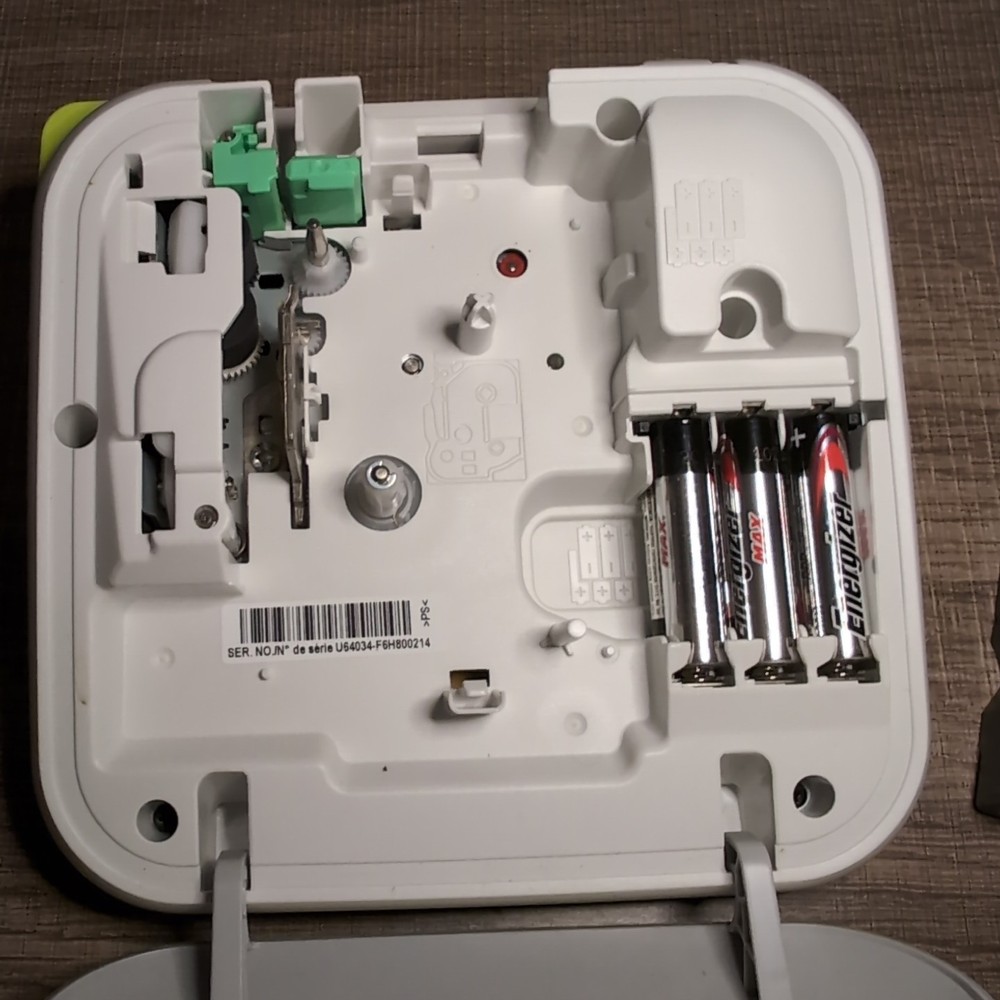Broyher P-touch PT-D210 Label Maker Battery Operated