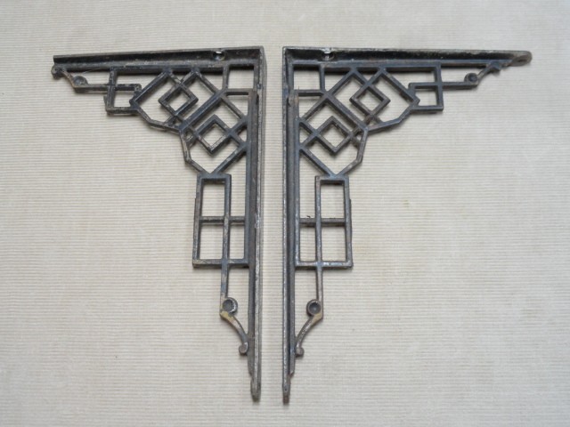 Victorian Cast Iron Shelf Brackets Same Size & Pattern Original 'F'