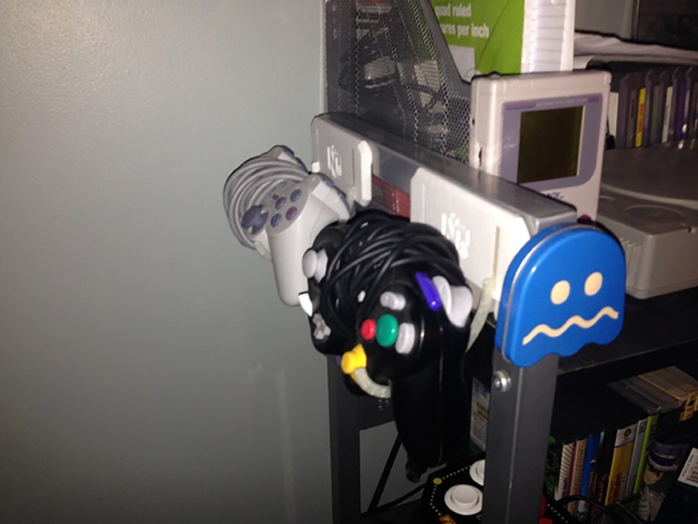 Nintendo 64 N64 Controller Wall Mount Holder Hanger Bracket Gamepad Organizer