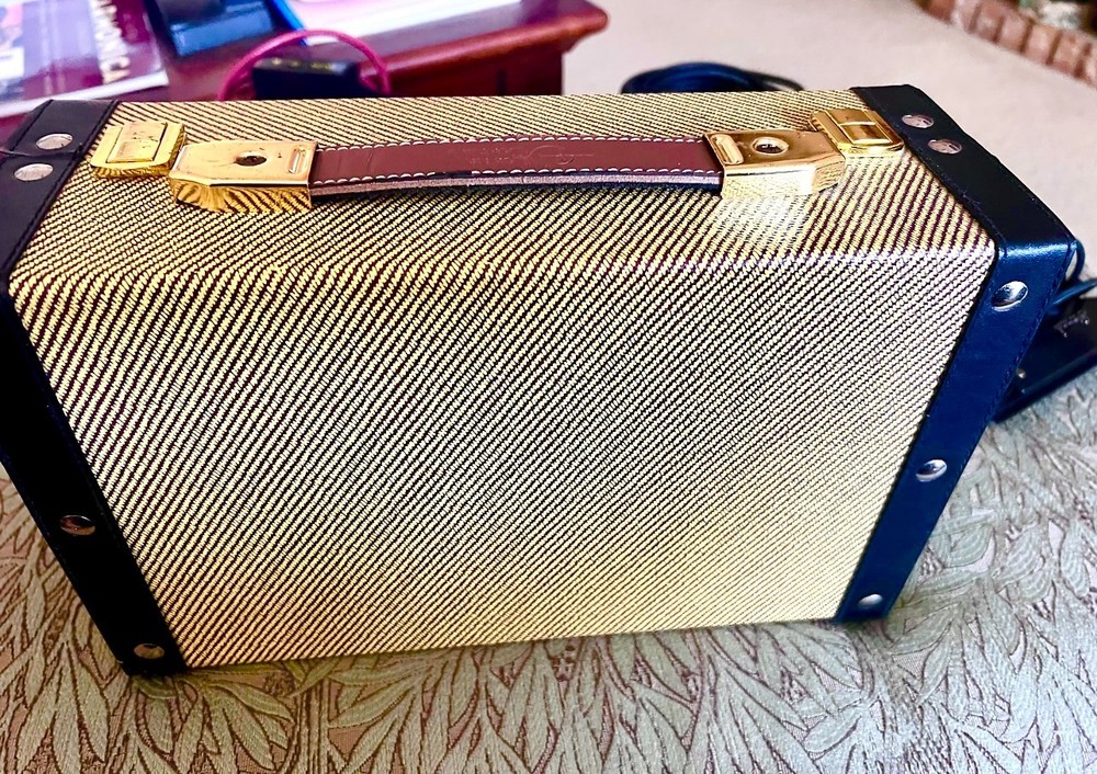Luna Guitars 9V 5Watt Uke-5 Suitcase Amp