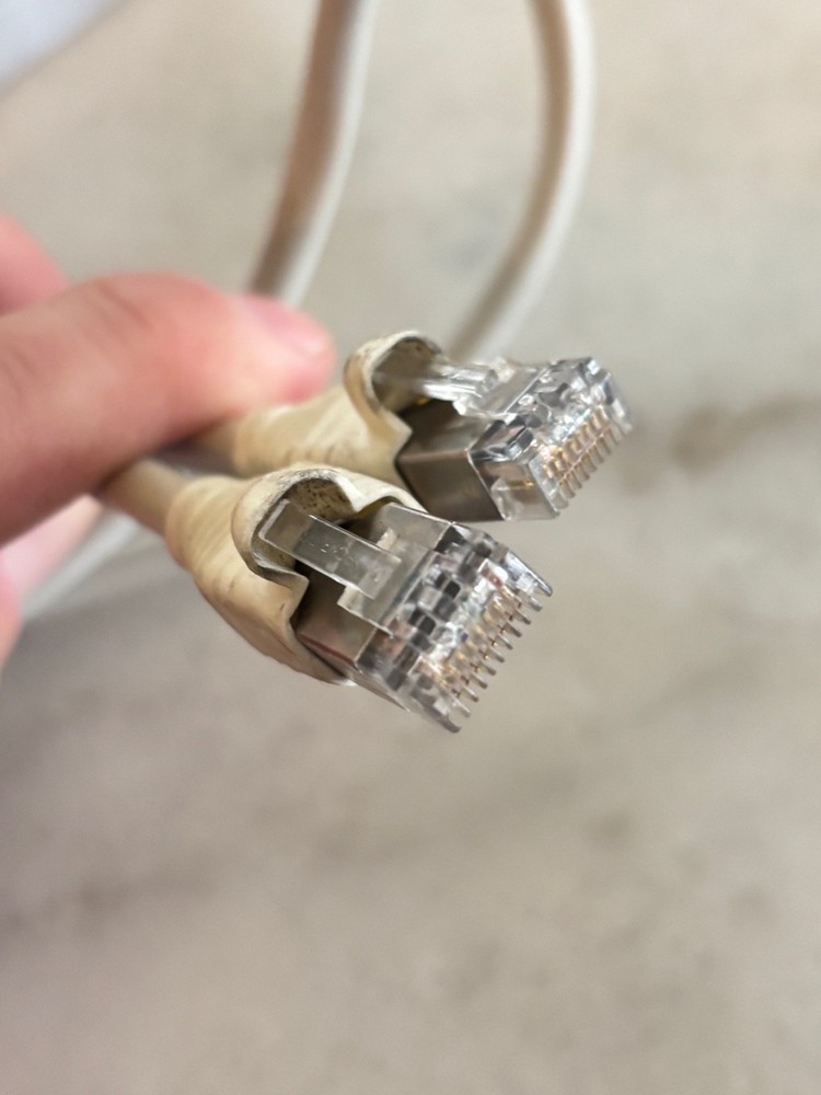 Bronkhorst MIC-202F Mani-Flow Mass Flow Controller with Ethernet Cables