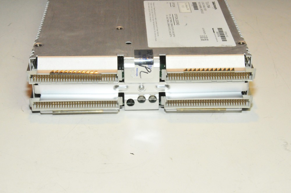 Tektronix TLA7M4 Logic Analyzer State / Timing Module with Option 1S, FW V3.2