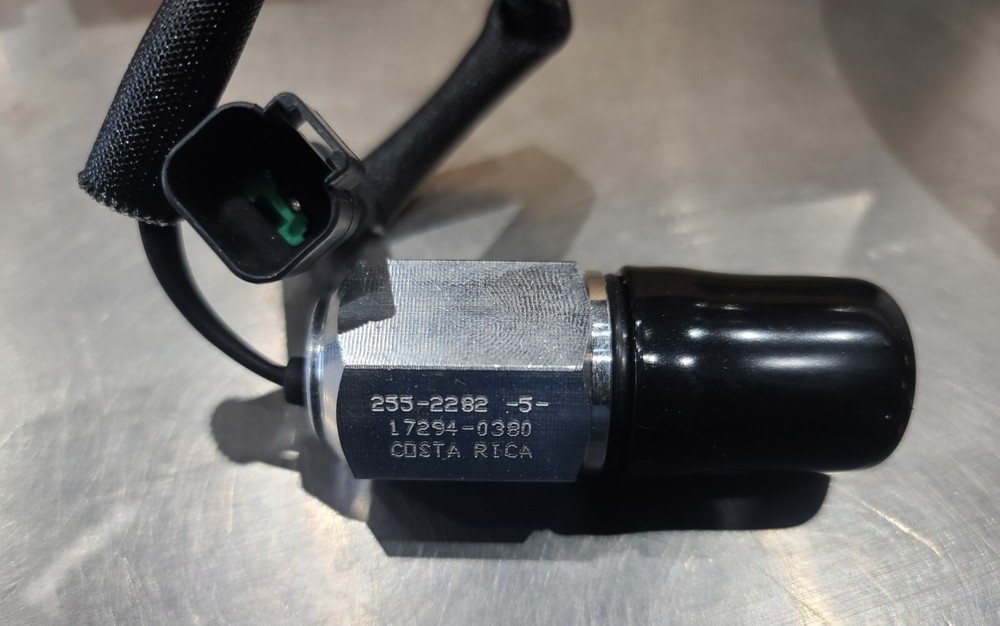 Caterpillar Pressure Switch 255-2282