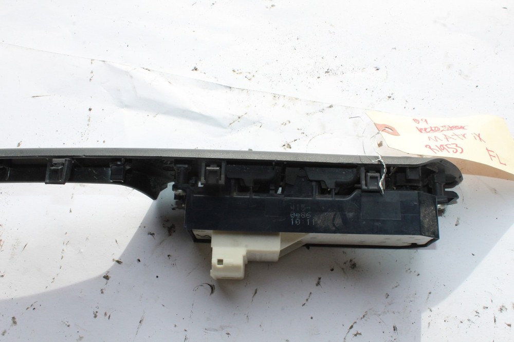 2009-2013 TOYOTA MATRIX FRONT LEFT MASTER WINDOW CONTROL SWITCH R1953