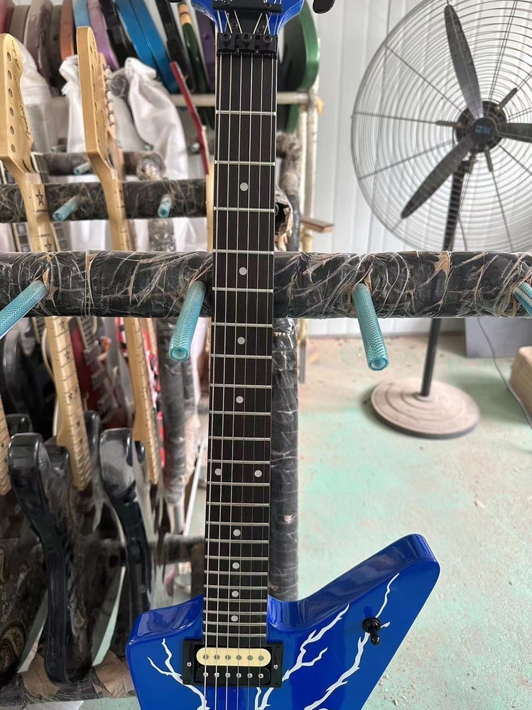Factory Customized 6-string Irregular Shape Electric Guitar with A Top Quality