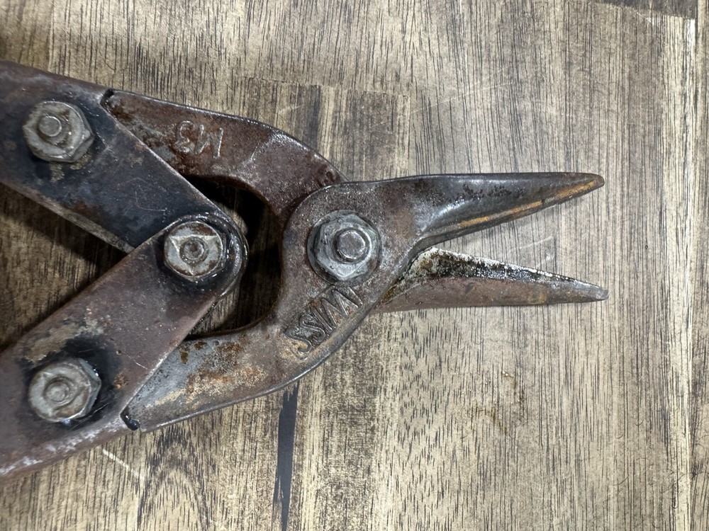 2 Wiss Tin Snips