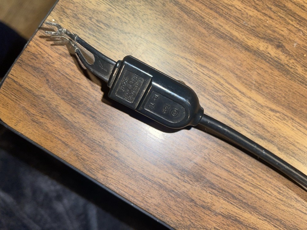 RCA SelectaVision CED Video Disc Player Model SFT 100 W - Powers Spins -Untested