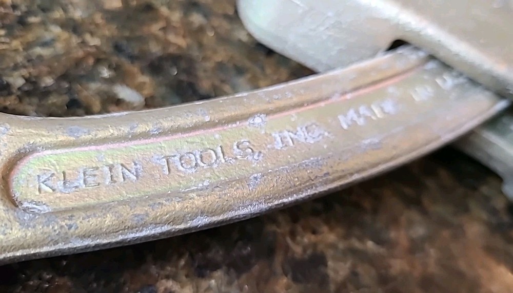 KLEIN TOOLS 1685-31 Cable Pulling Jaw Grip Parallel 5/8'' to 1.25" Wire Puller