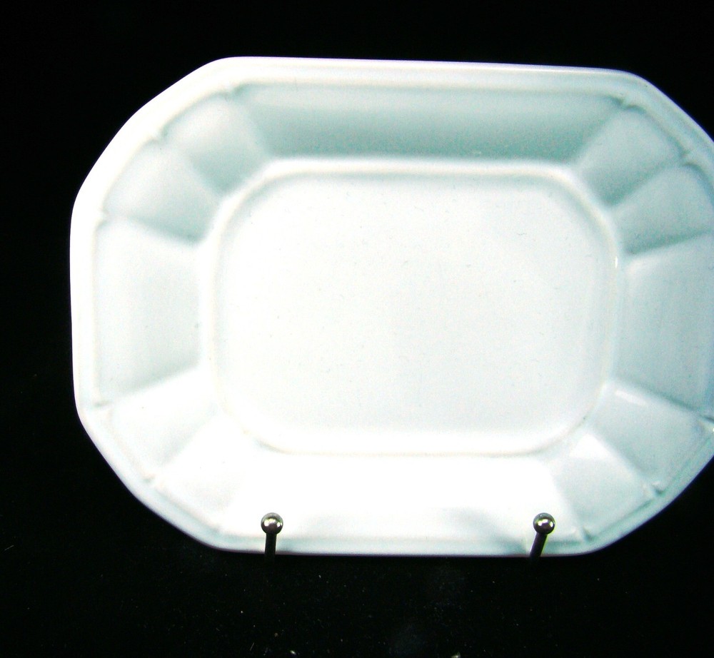 Pfaltzgraff Providence Rectangular Bread & Butter Dessert Plate(s)