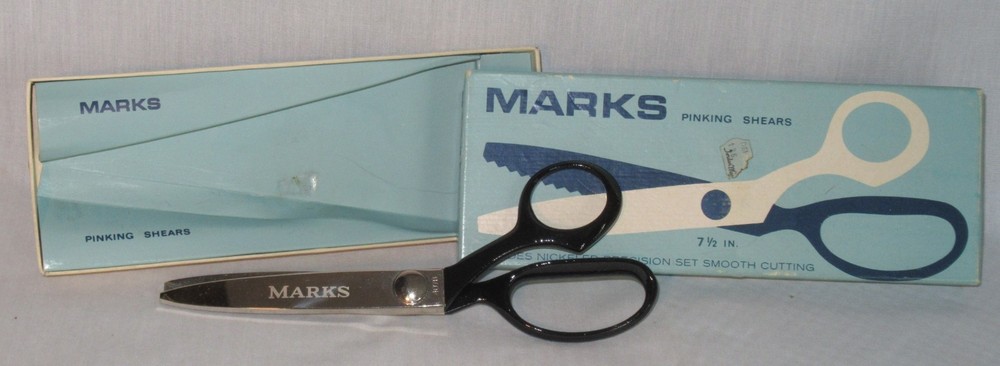 Pinking Shears by Marks, 7.5" in length