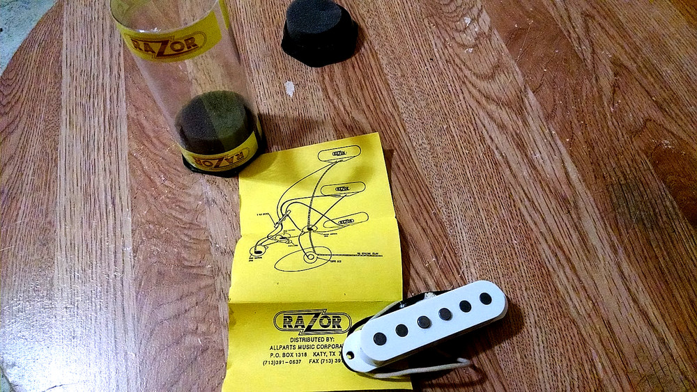 Razor TSVP + Stratocaster style pickup