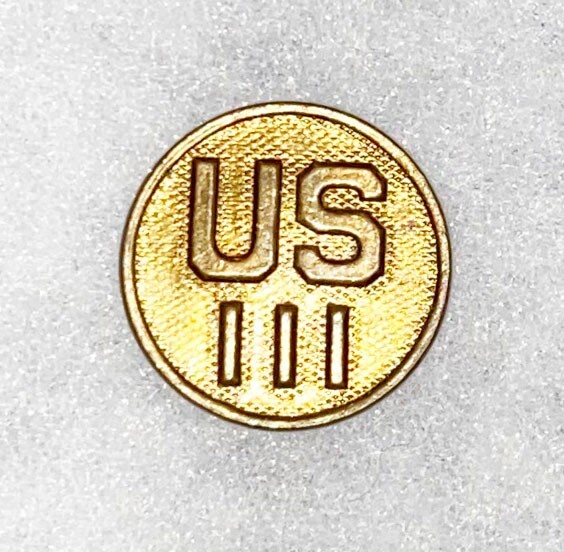 1920's Enlisted US 111 Collar Disc