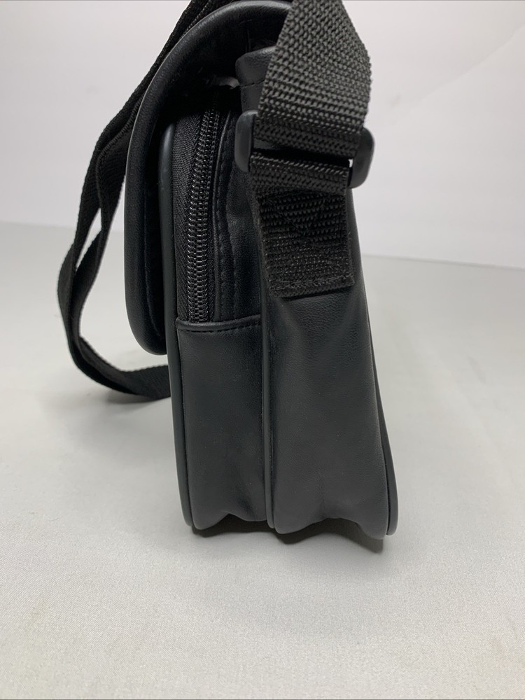 CD Projects Portable Carry Case For CD Player And Accessories With Strap P155
