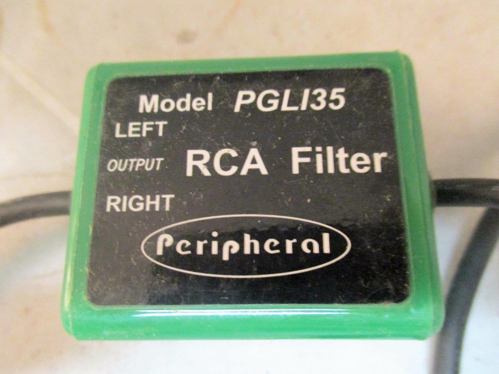 Peripheral PGLI35 3.5mm Ground Loop Insulator