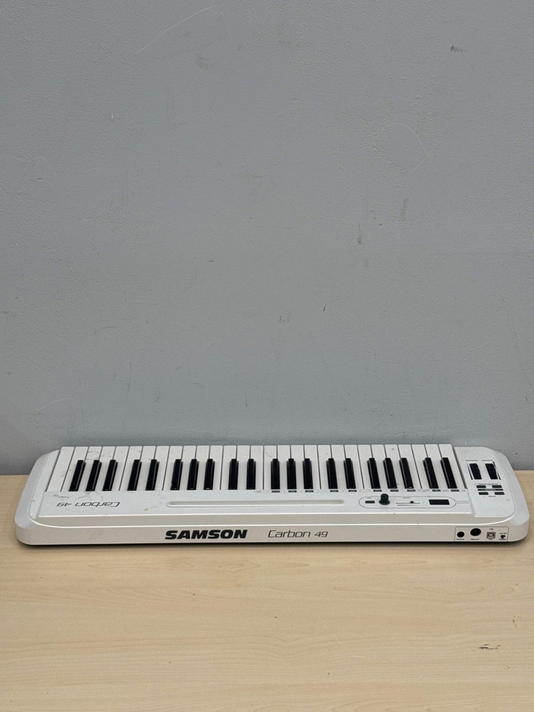 Samson Carbon 49 USB White MIDI Keyboard Software Controller