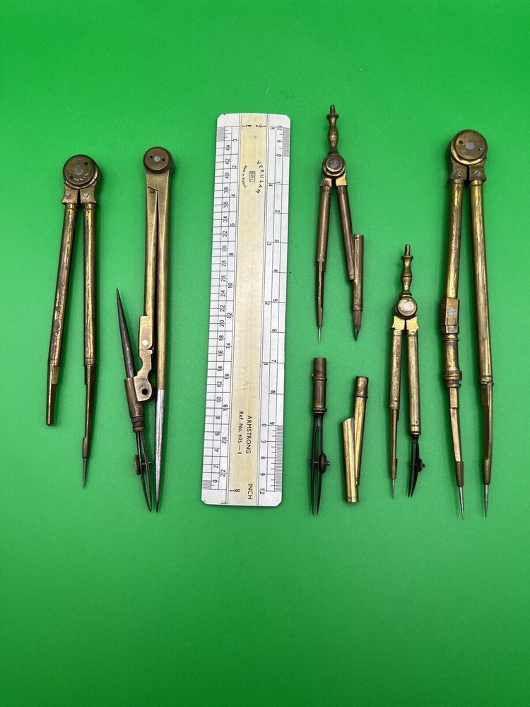 A Vintage Compass/Drawing Instrument Set
