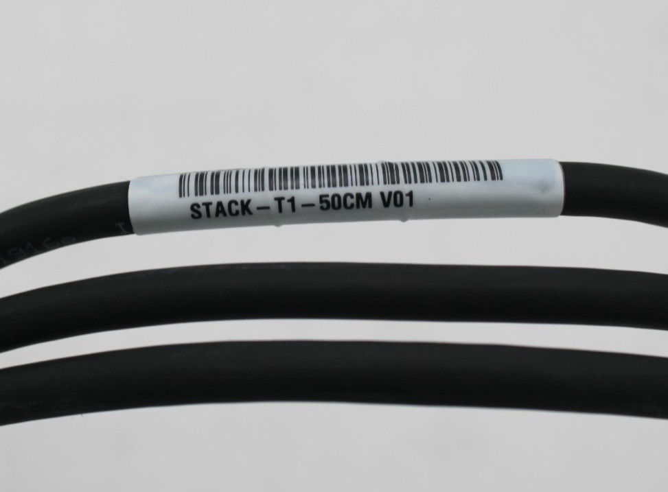 Cisco Stacking Cable STACK-T1-50CM V01