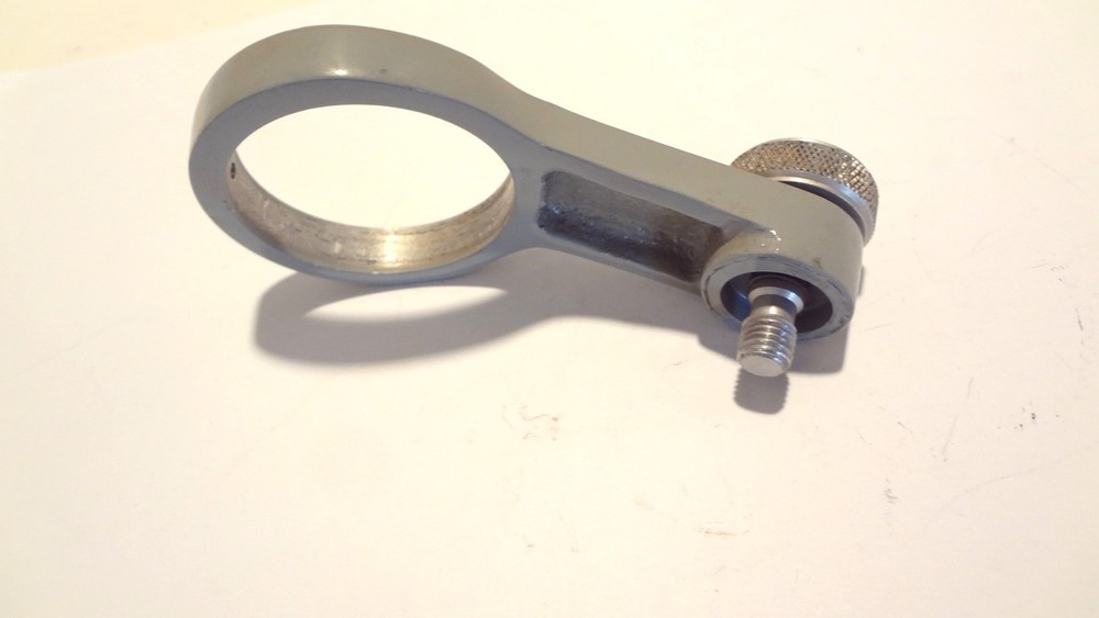 AO AMERICAN OPTICAL CYCLOPTIC STEREO MOUNTING BRACKET FOR ILLUMINATOR