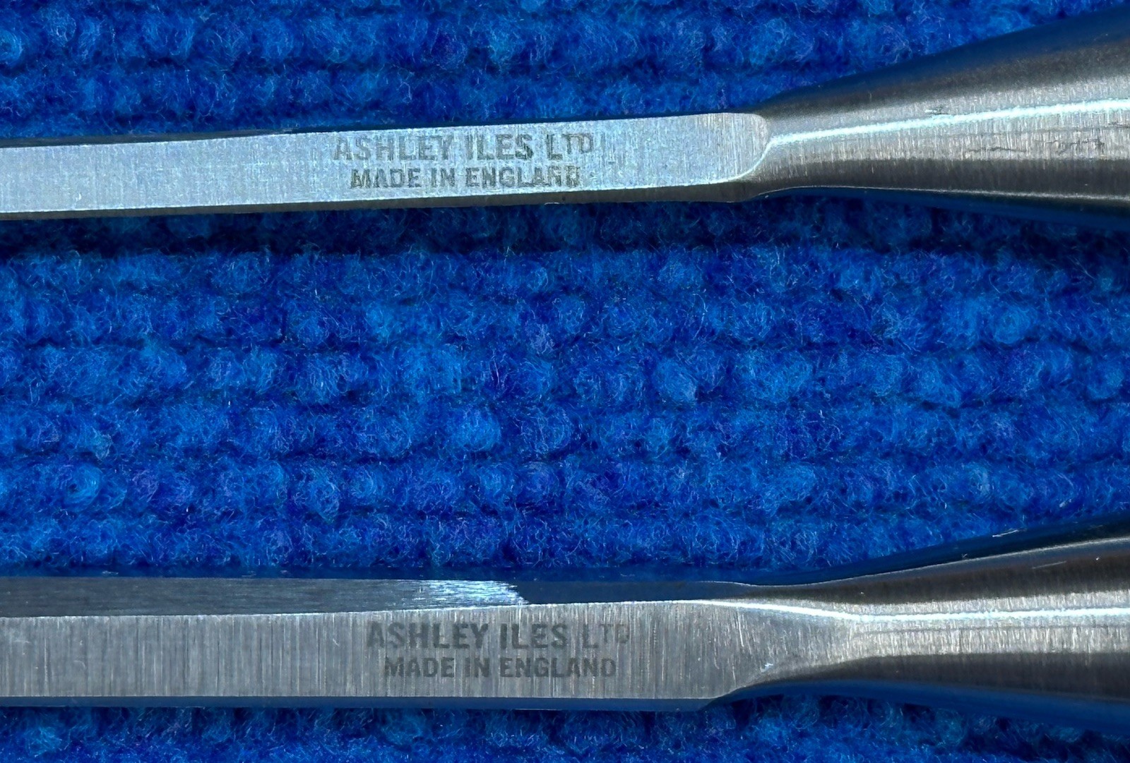 Ashley Isles Dovetail Chisel Set of 6 with Beech London Handles