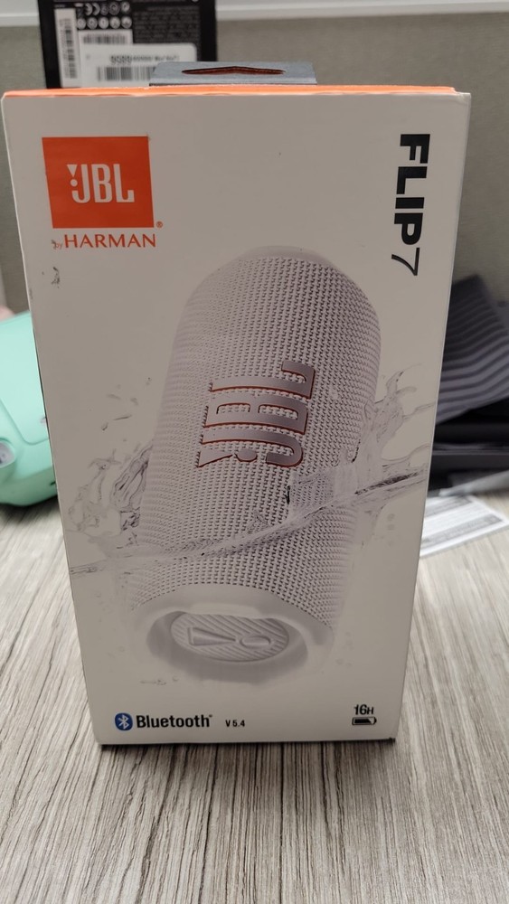JBL FLIP 7 Portable Waterproof Wireless Bluetooth Speaker