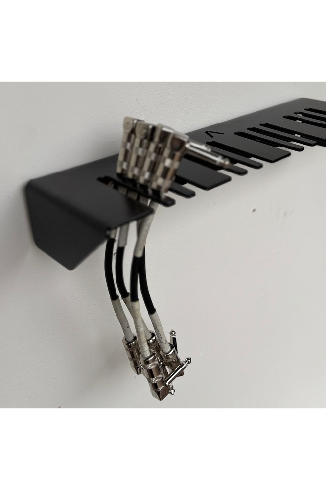 Wingman Floating Cable Organizer