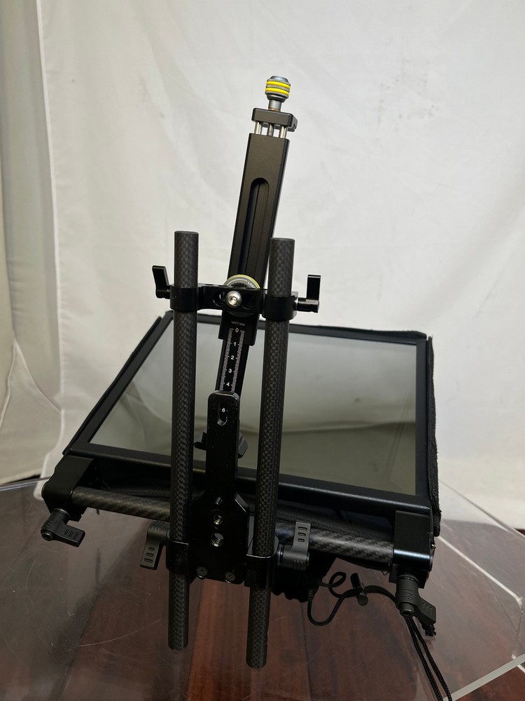 iKan iPad Tablet Teleprompter