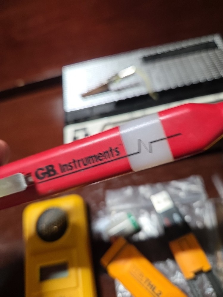 Random Electronic Measuring Tool Lot Untested