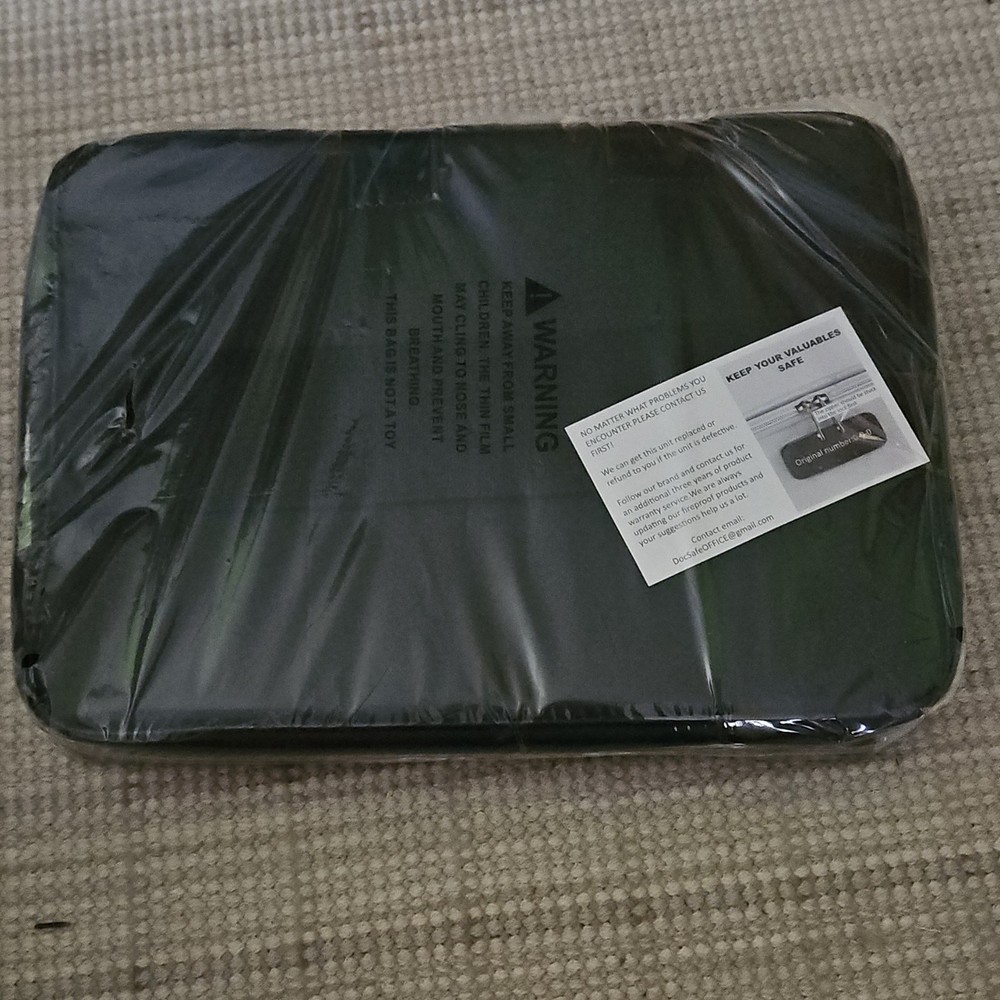 Black Fireproof Security  Bag with Lock and Handle